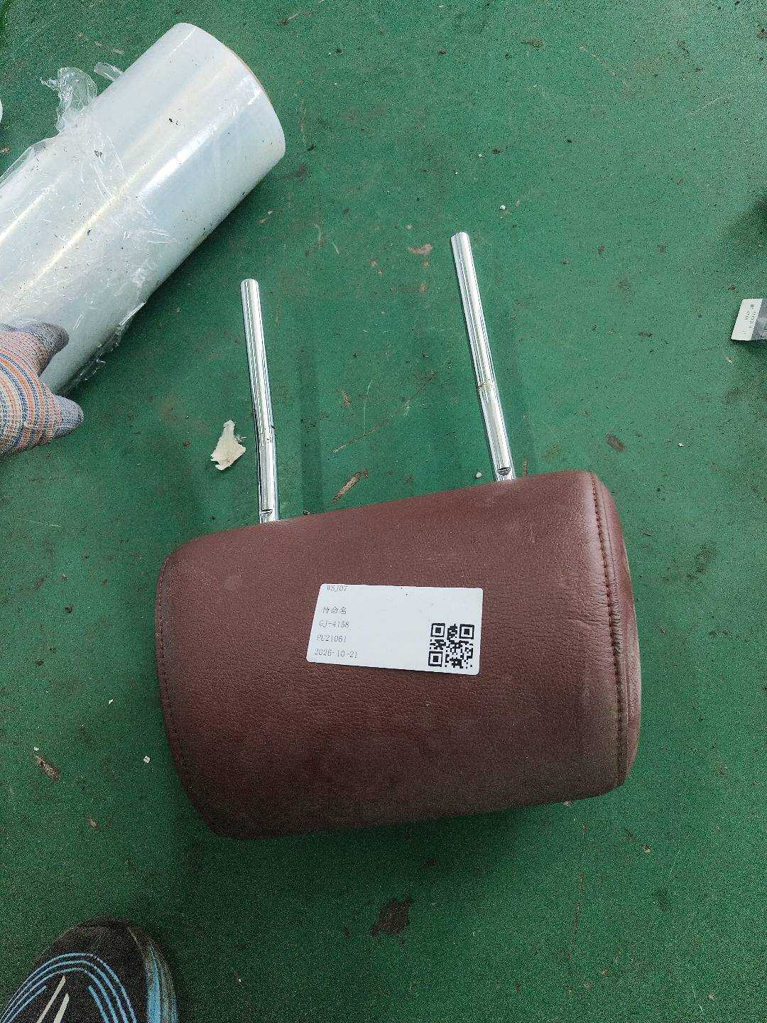 L4F0881901A1WF Driver Seat Headrest