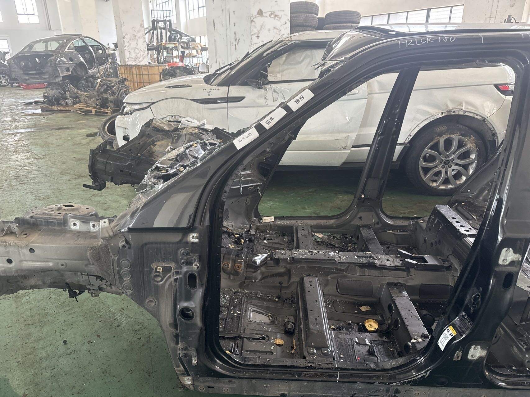 LR000786 A-Pillar Outer Panel, Left