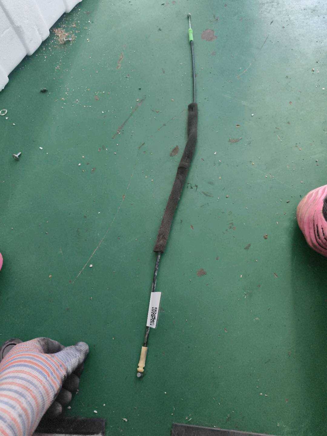 6973048050 后门内拉手拉线（左）