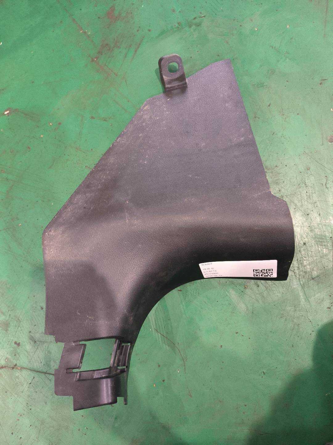 669002V70A A柱下内衬（右）