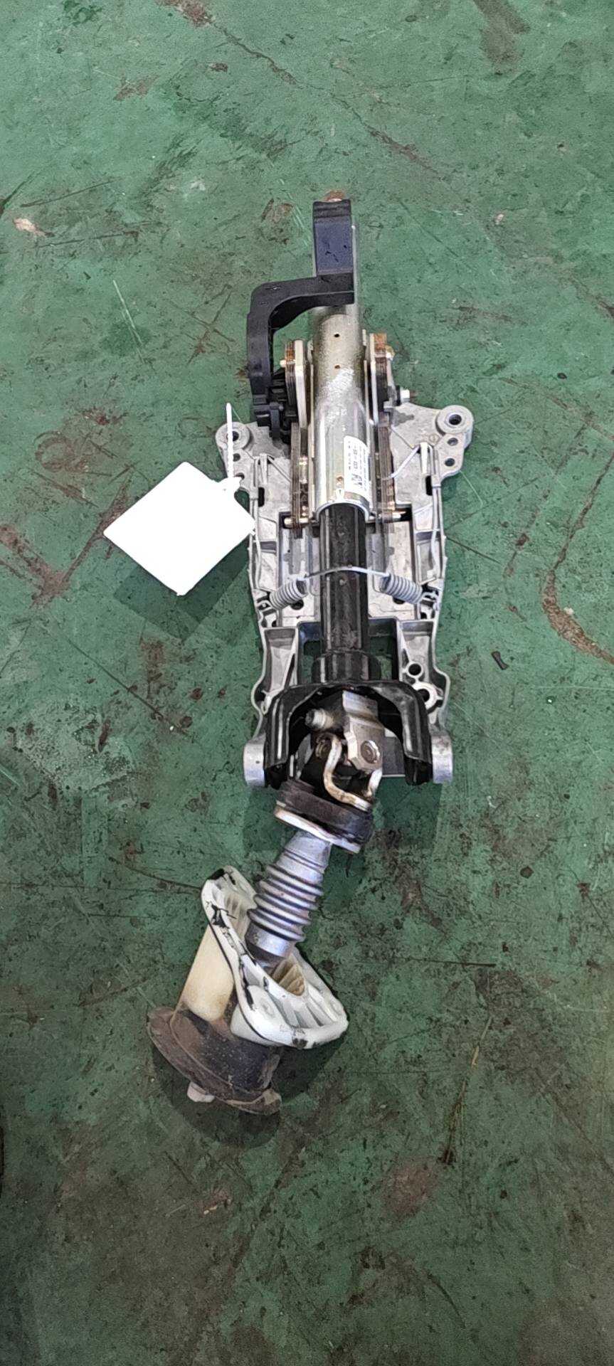 A1664606300 转向管柱