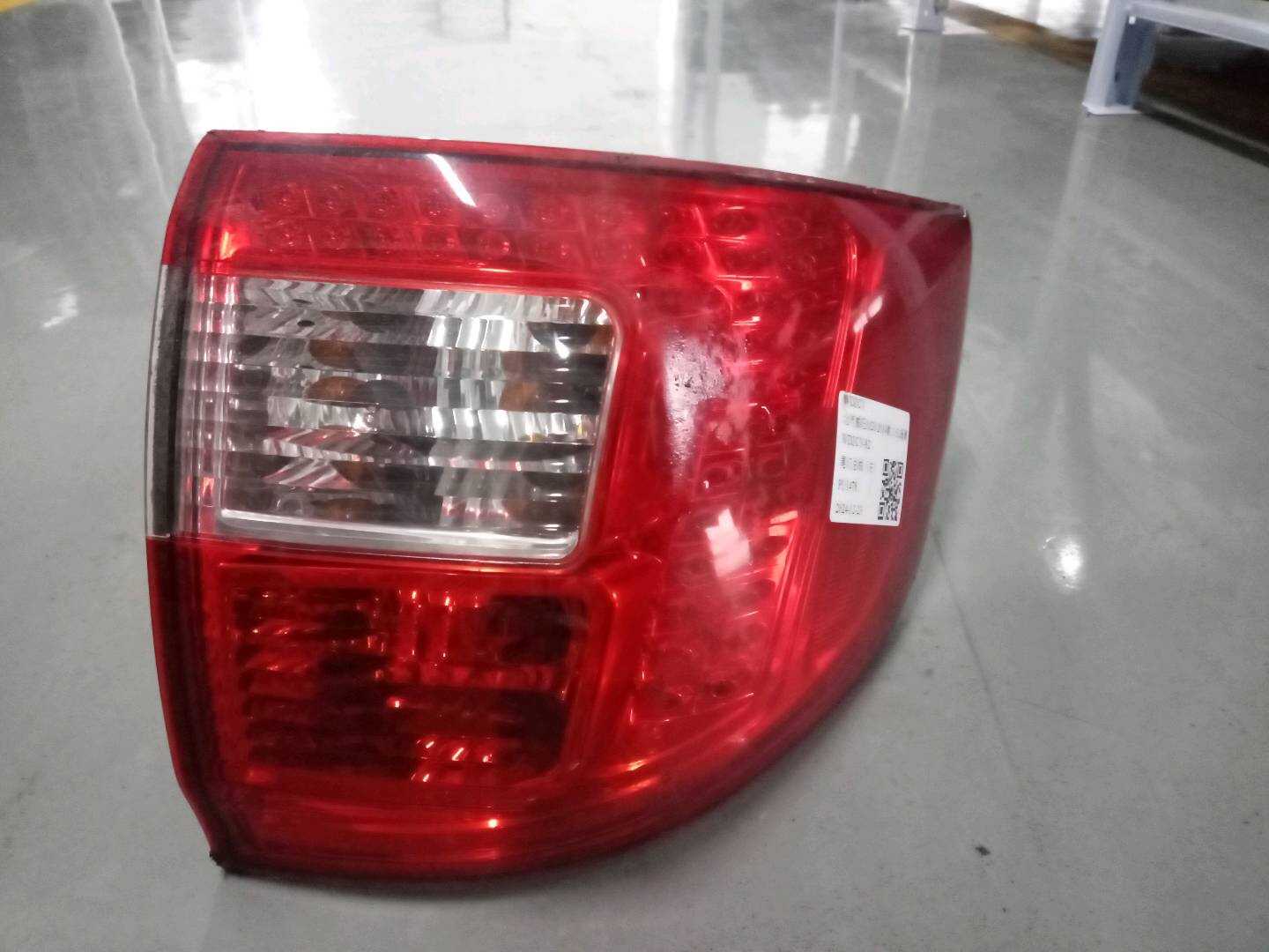 41330040B01000 尾灯总成（右）