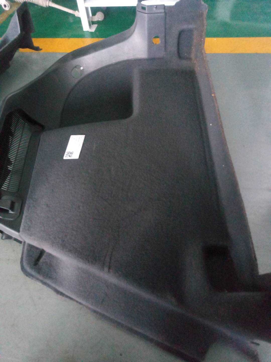 8P4863880M9BT 行李箱饰板(右)