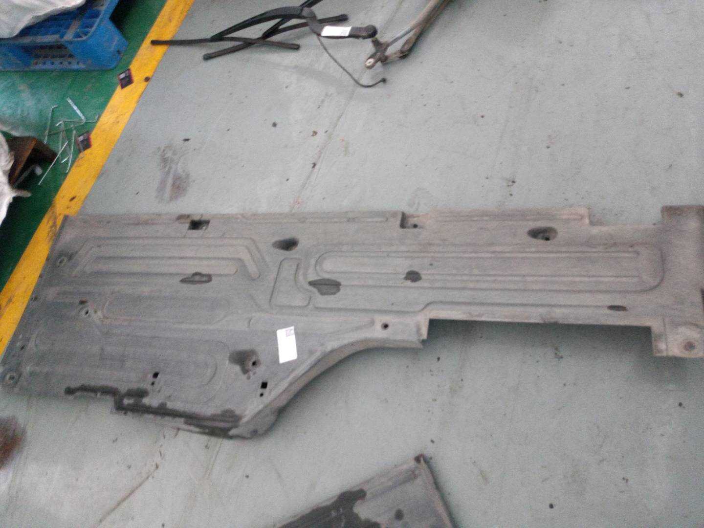 C2Z17710 Engine Under Cover, Left