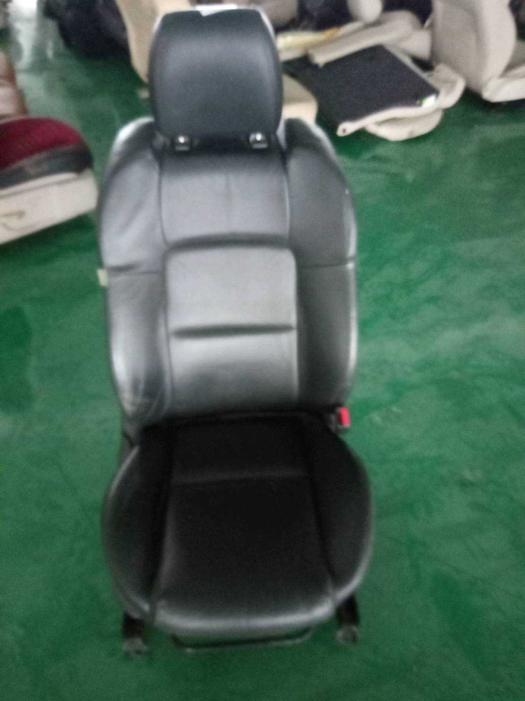 GJ6E8811080 副驾驶员座椅总成