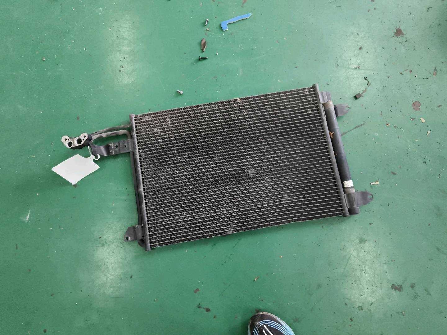 1K0820411AK 冷凝器