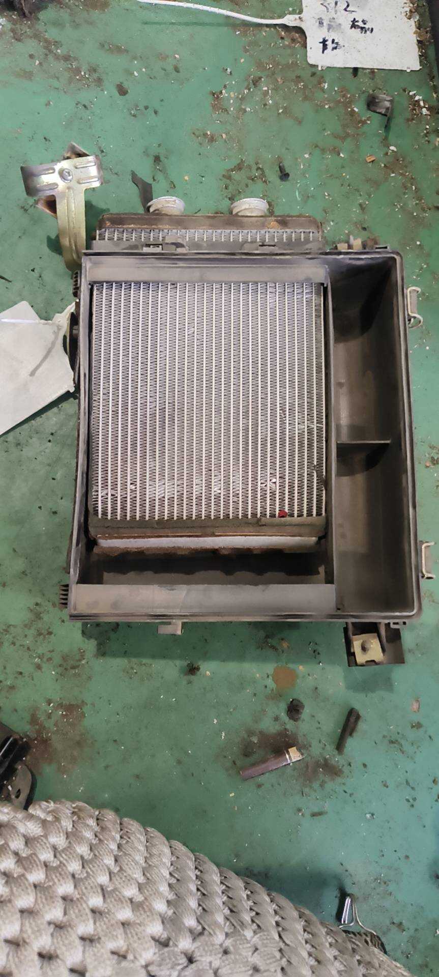 33D819003B 暖风散热器