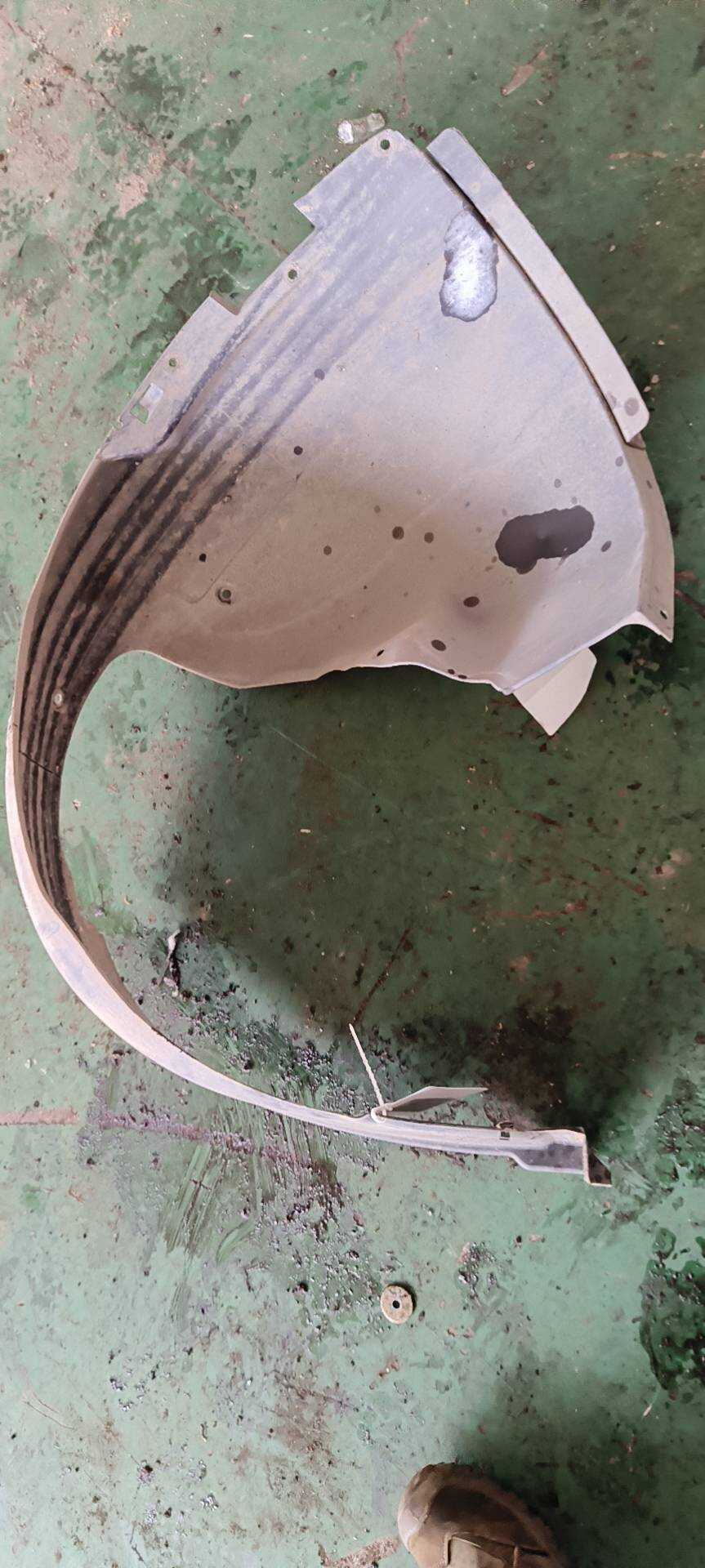 86812F9500 Front Fender Liner, Right