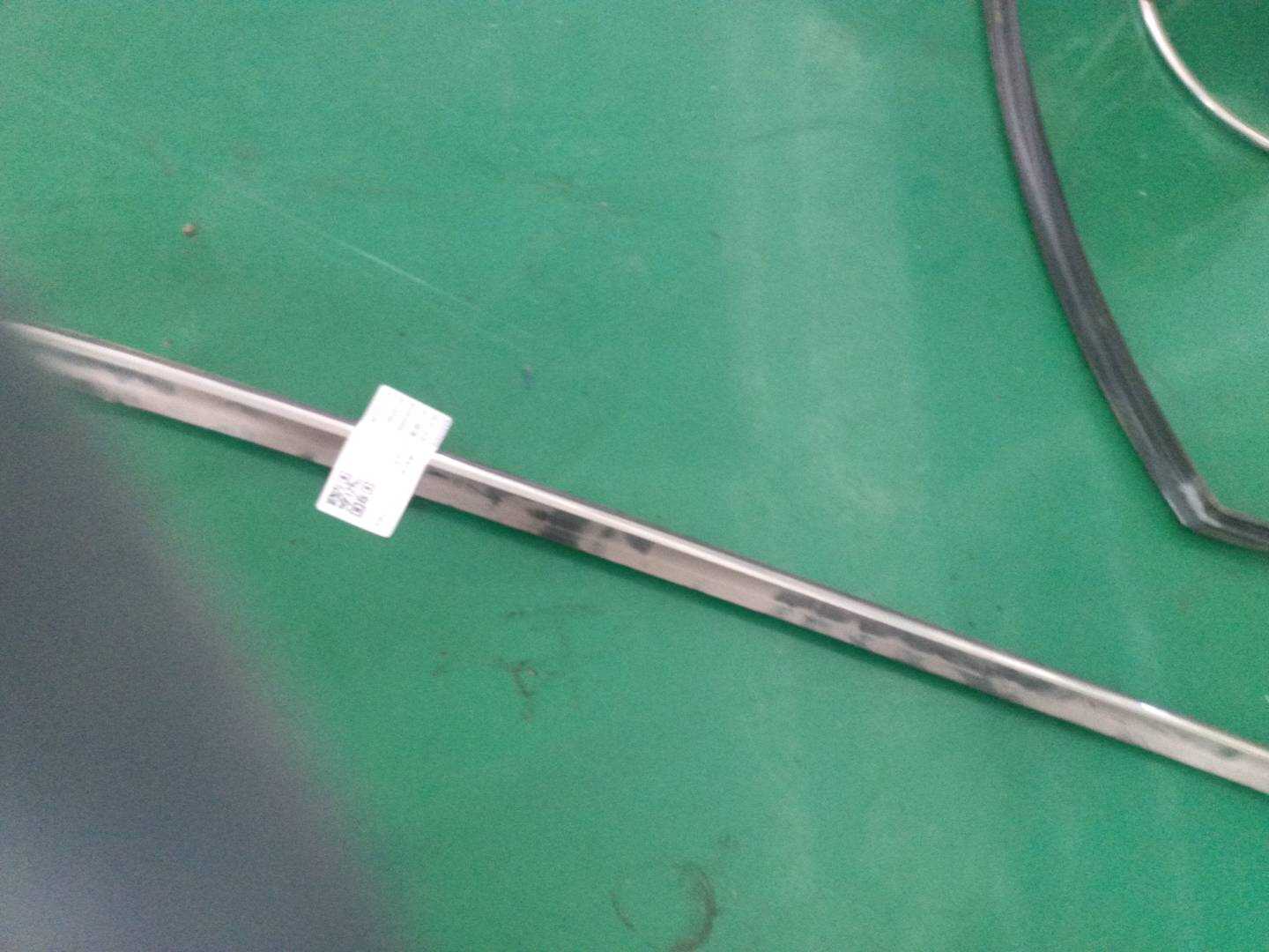 832103D000 后门玻璃压条(左外)