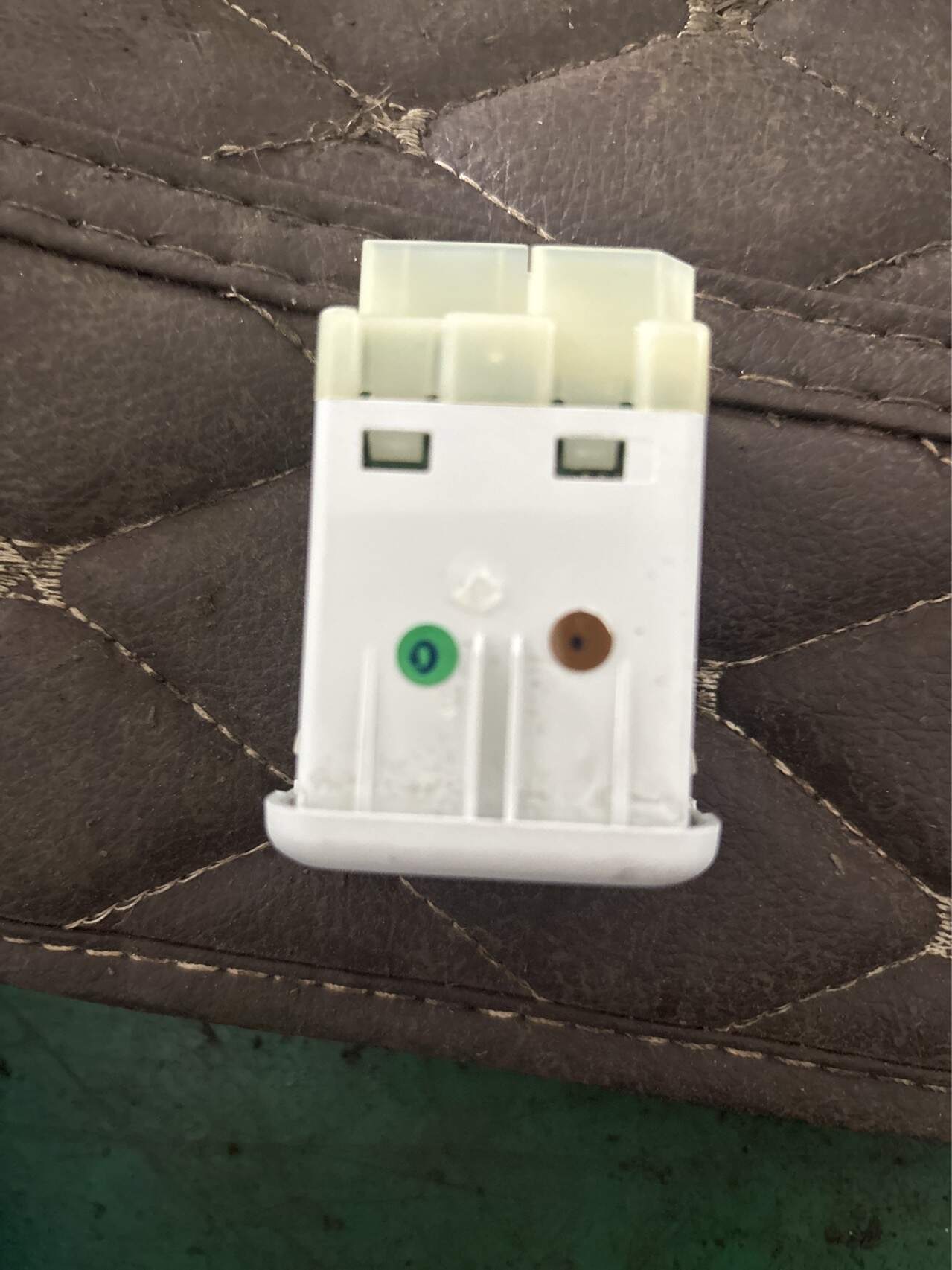 13519225 USB Socket