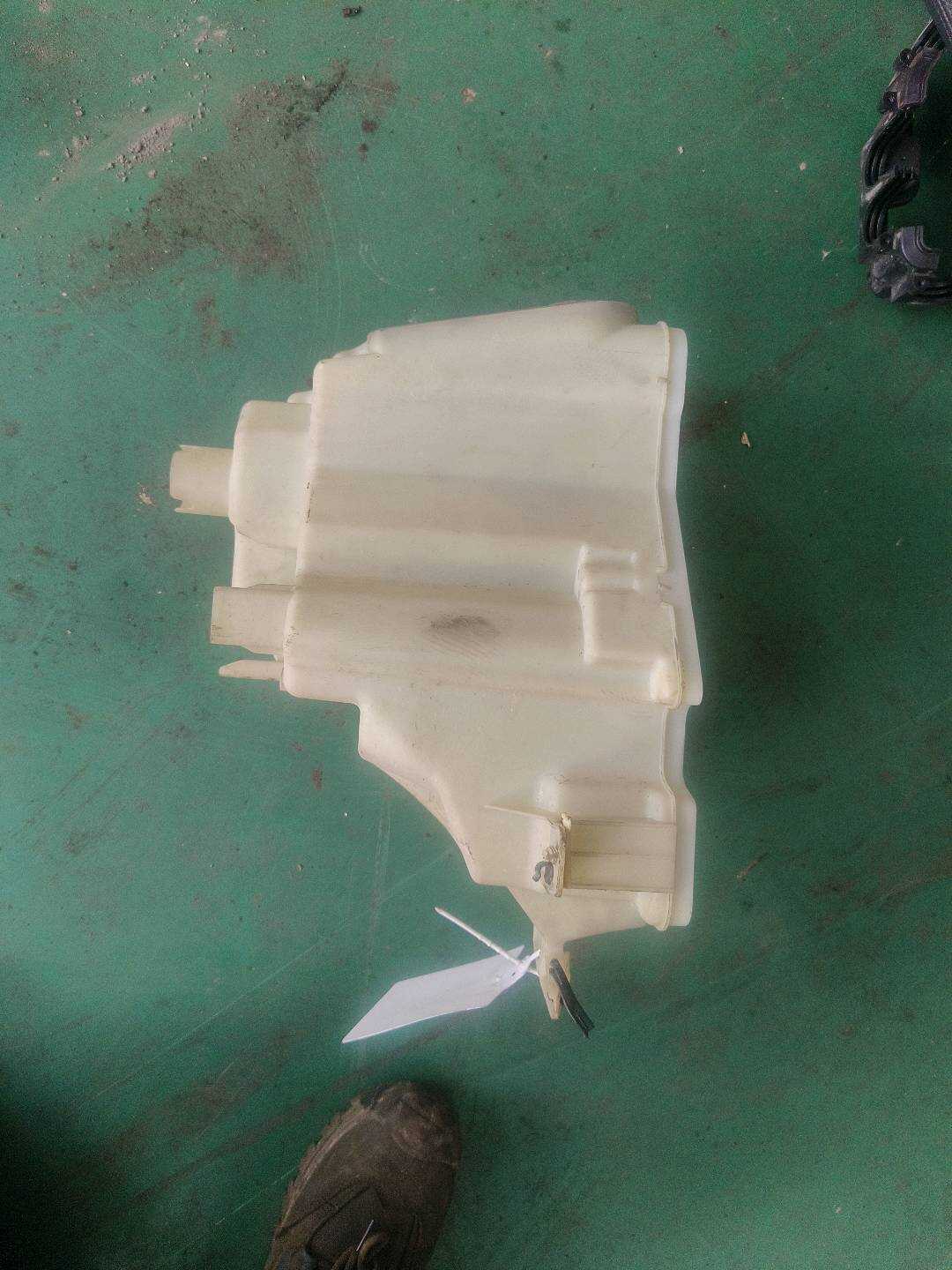 12907578113 发动机保险盒底座
