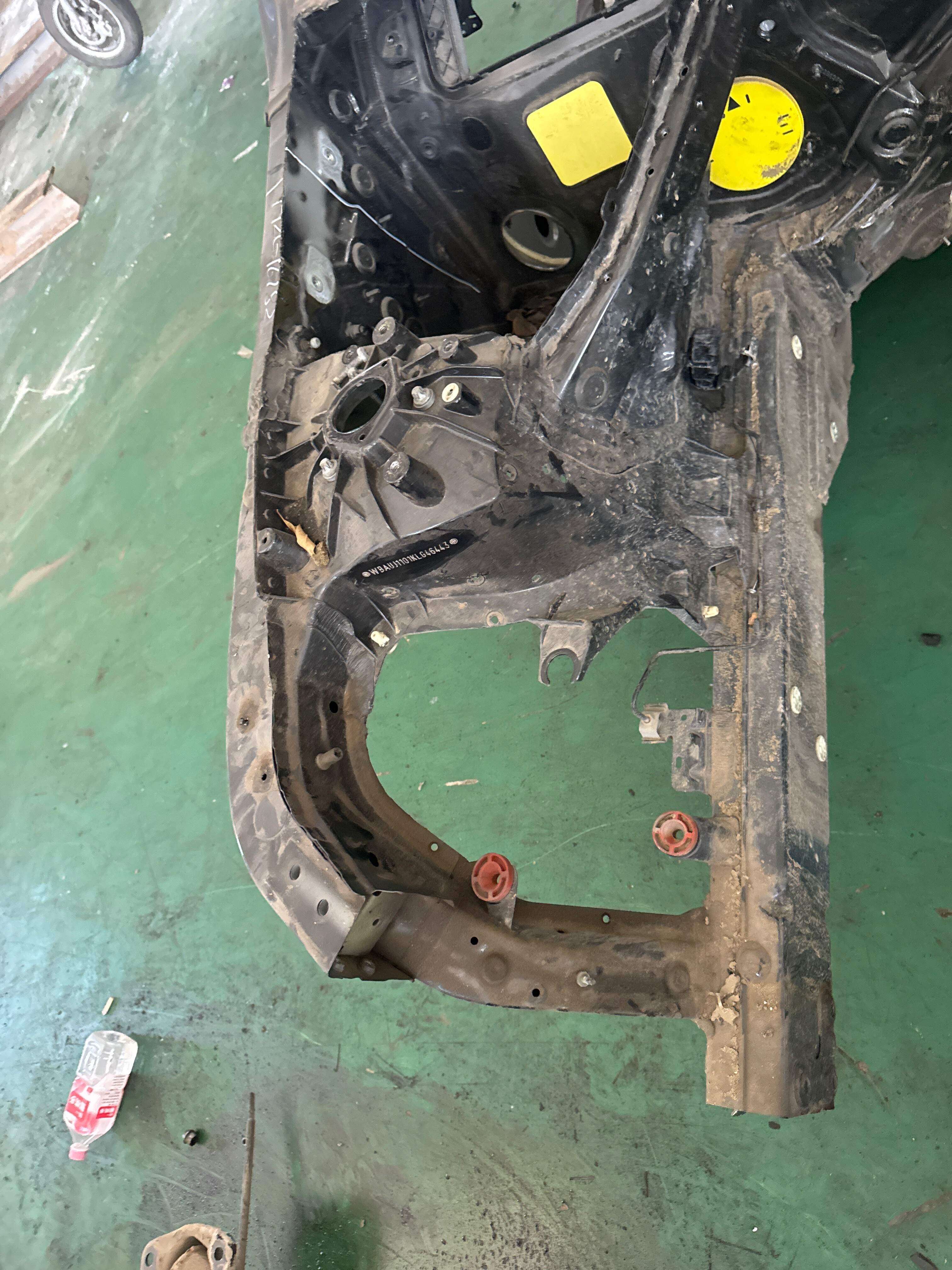 41007481004 Front Frame Rail Assembly, Right