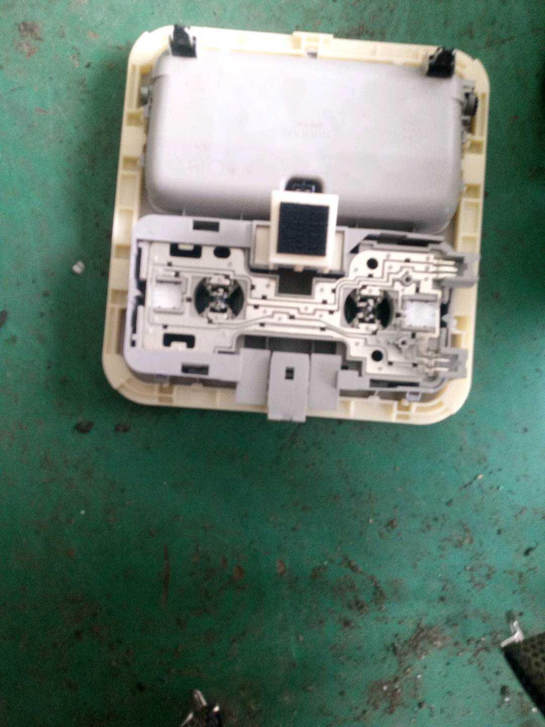969803DN0A Roof Console
