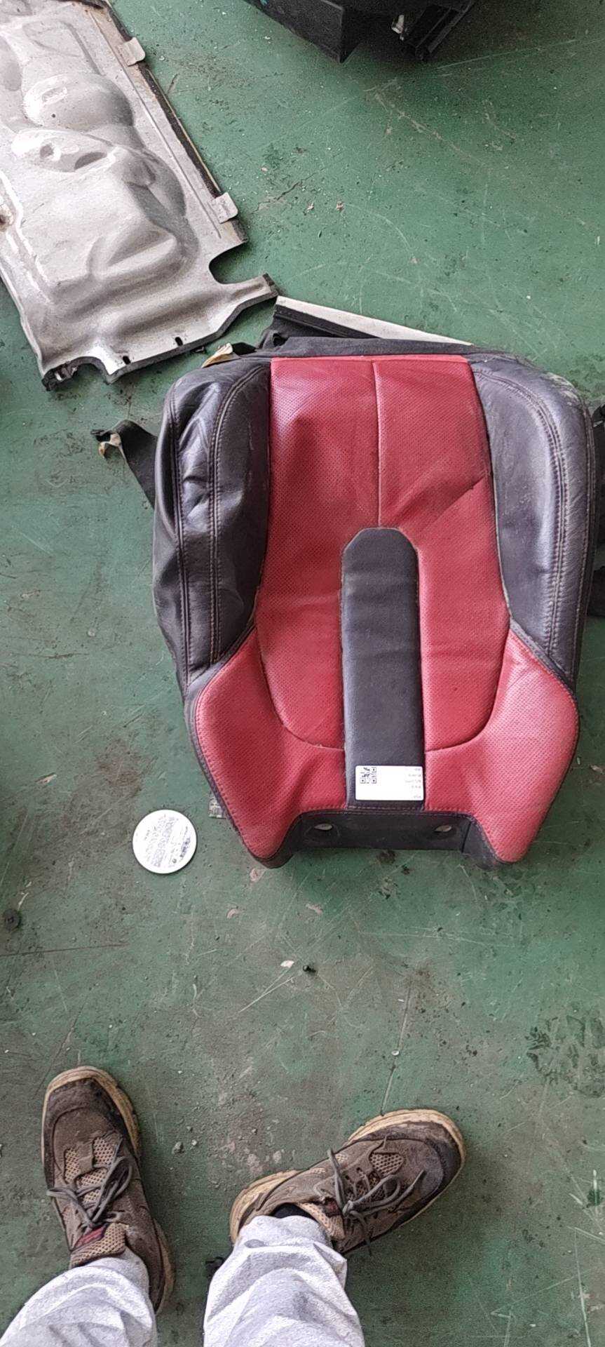 LR056409 Driver Seat Backrest