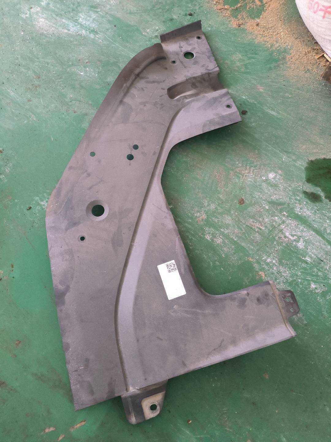 P0073340AD Front Compartment Cover Panel Assembly - Left