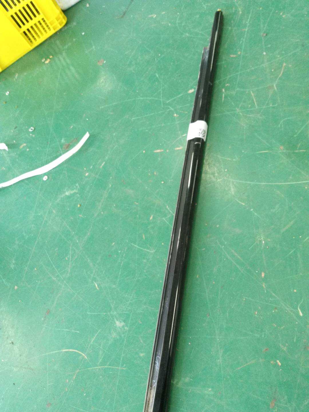 51338074386 前门玻璃压条（右外）