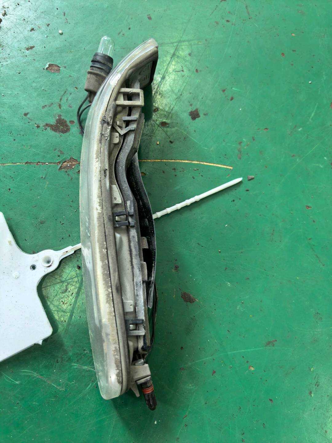 A2208200621 Side Mirror Turn Signal Light, Right