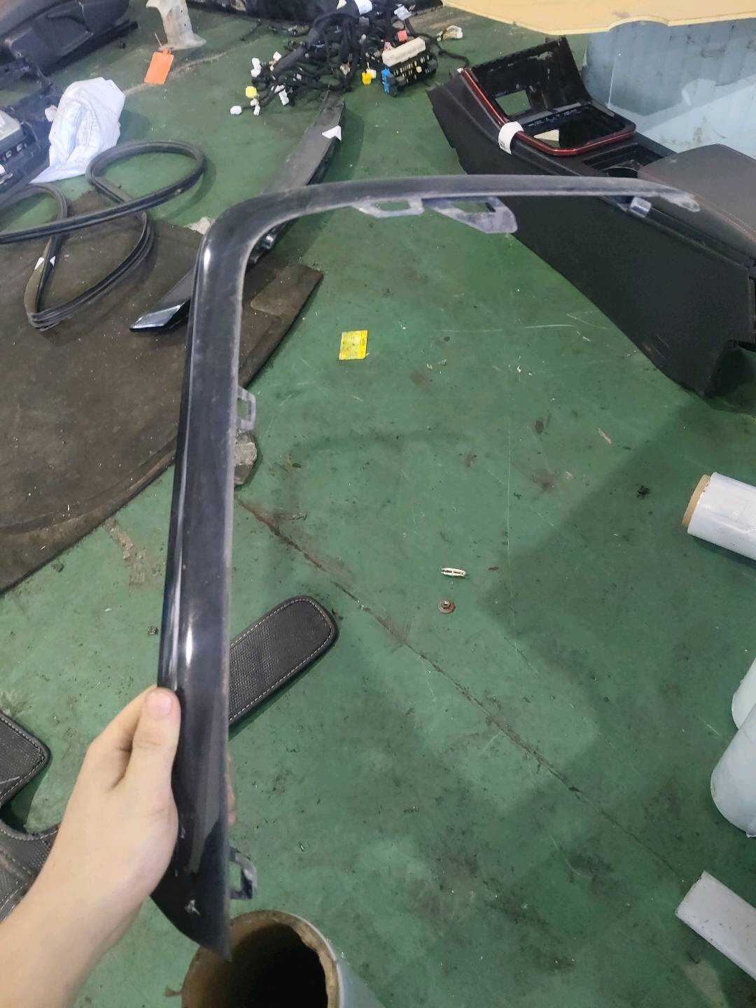 B012510 后保险杠右装饰条