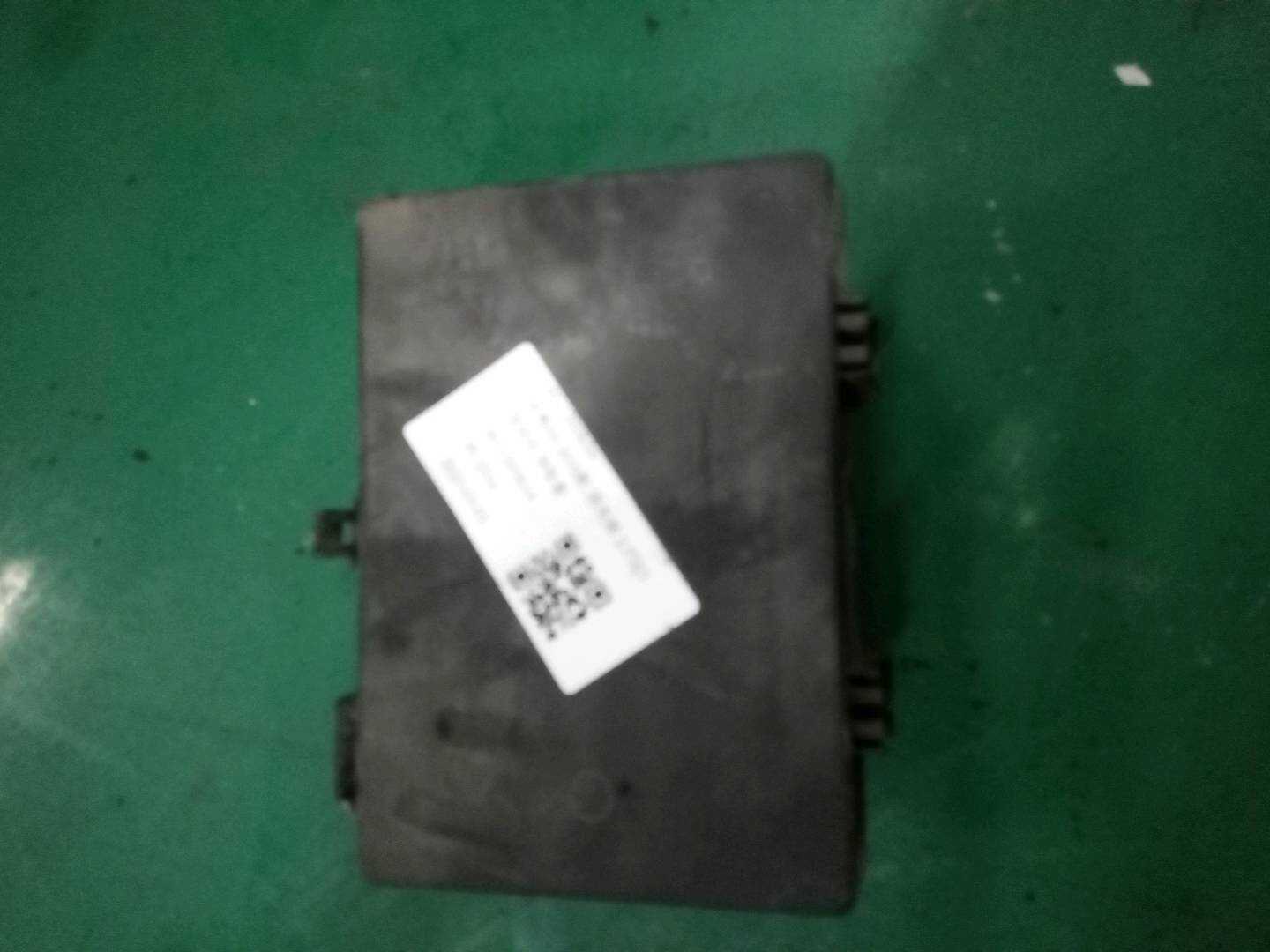 4011200K54 发动机保险盒