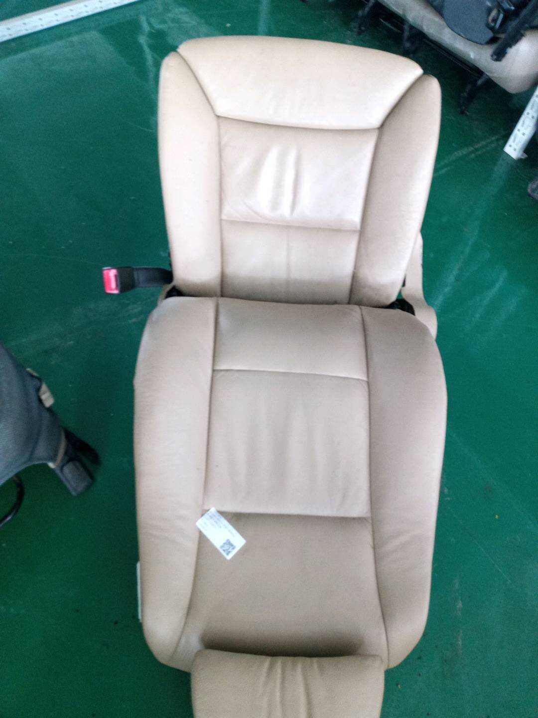 52107114424 副驾驶员座椅头枕
