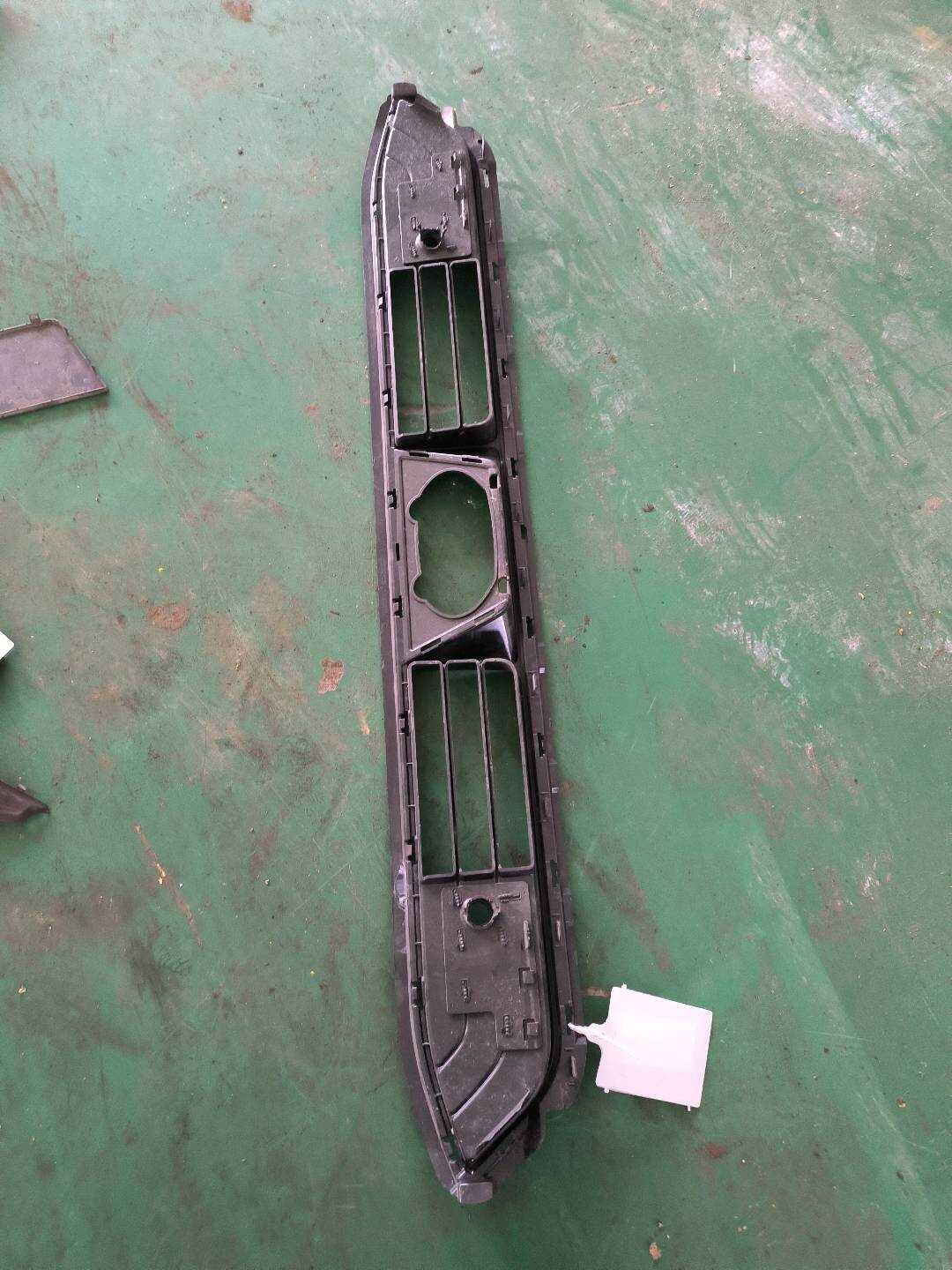 P0068777AC Front Bumper Lower Grille Sub-Assembly