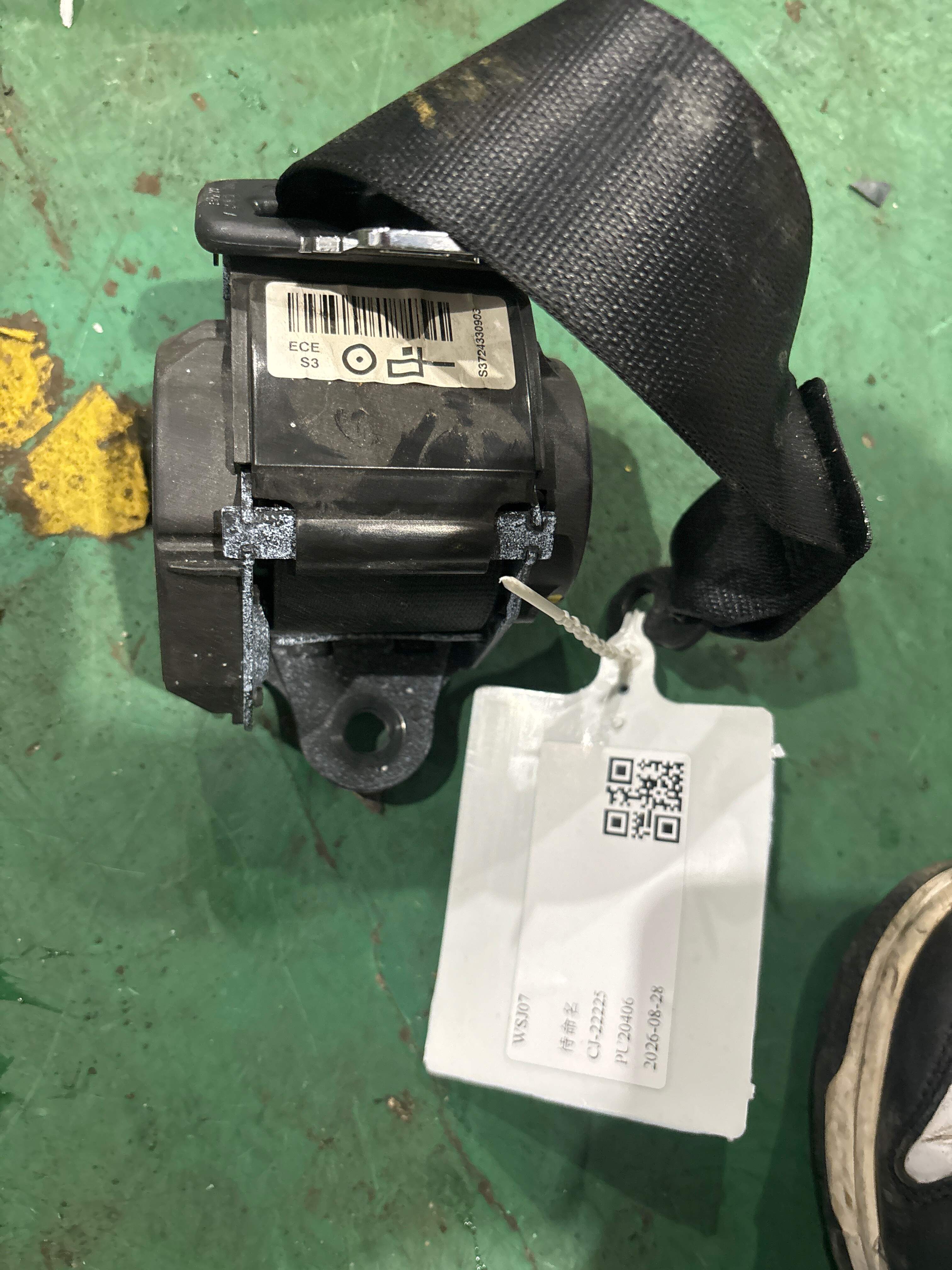 72117243309 后座椅侧安全带(右)