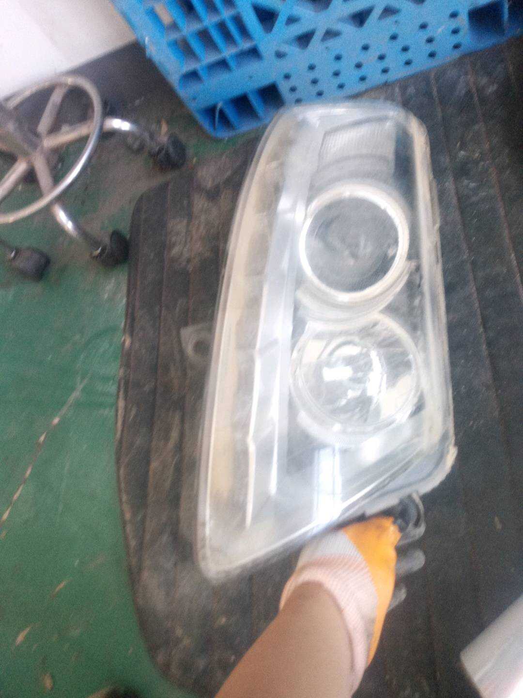 L4FD941004A Front Headlight Assembly, Right