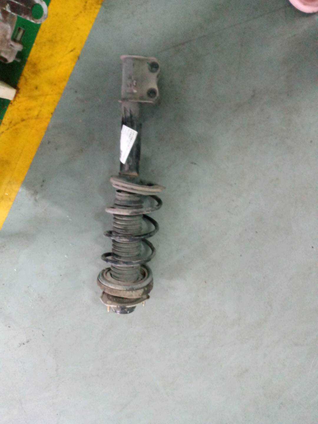 90871705 后减震器芯(右)