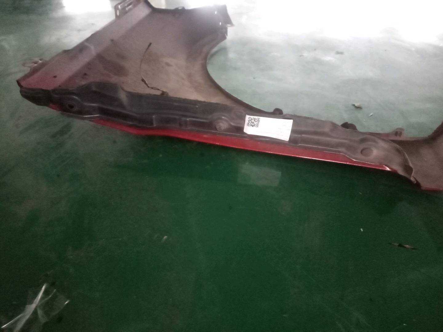 868110U000 前叶子板内衬(左)