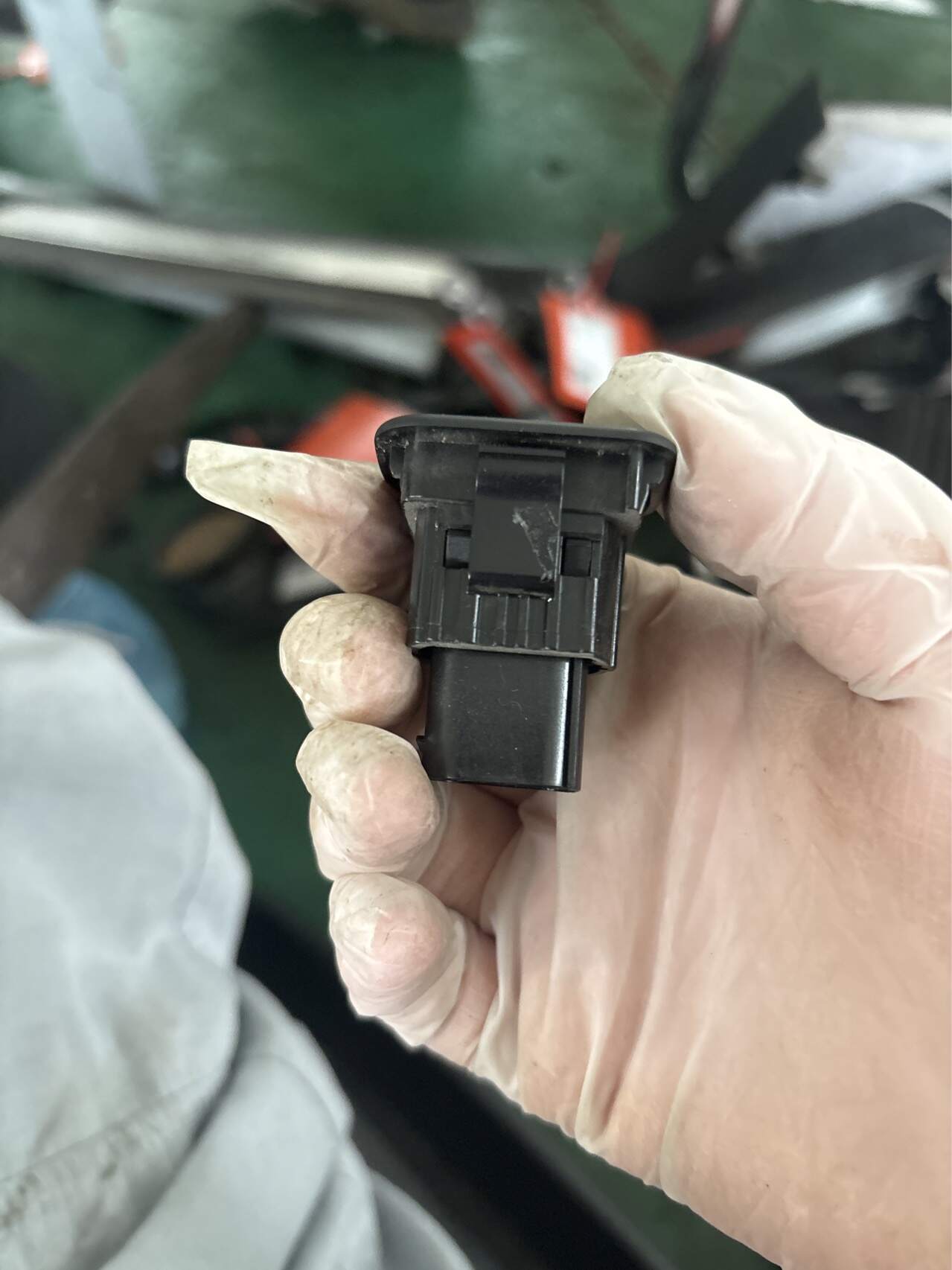 25909283 Tailgate Close Switch