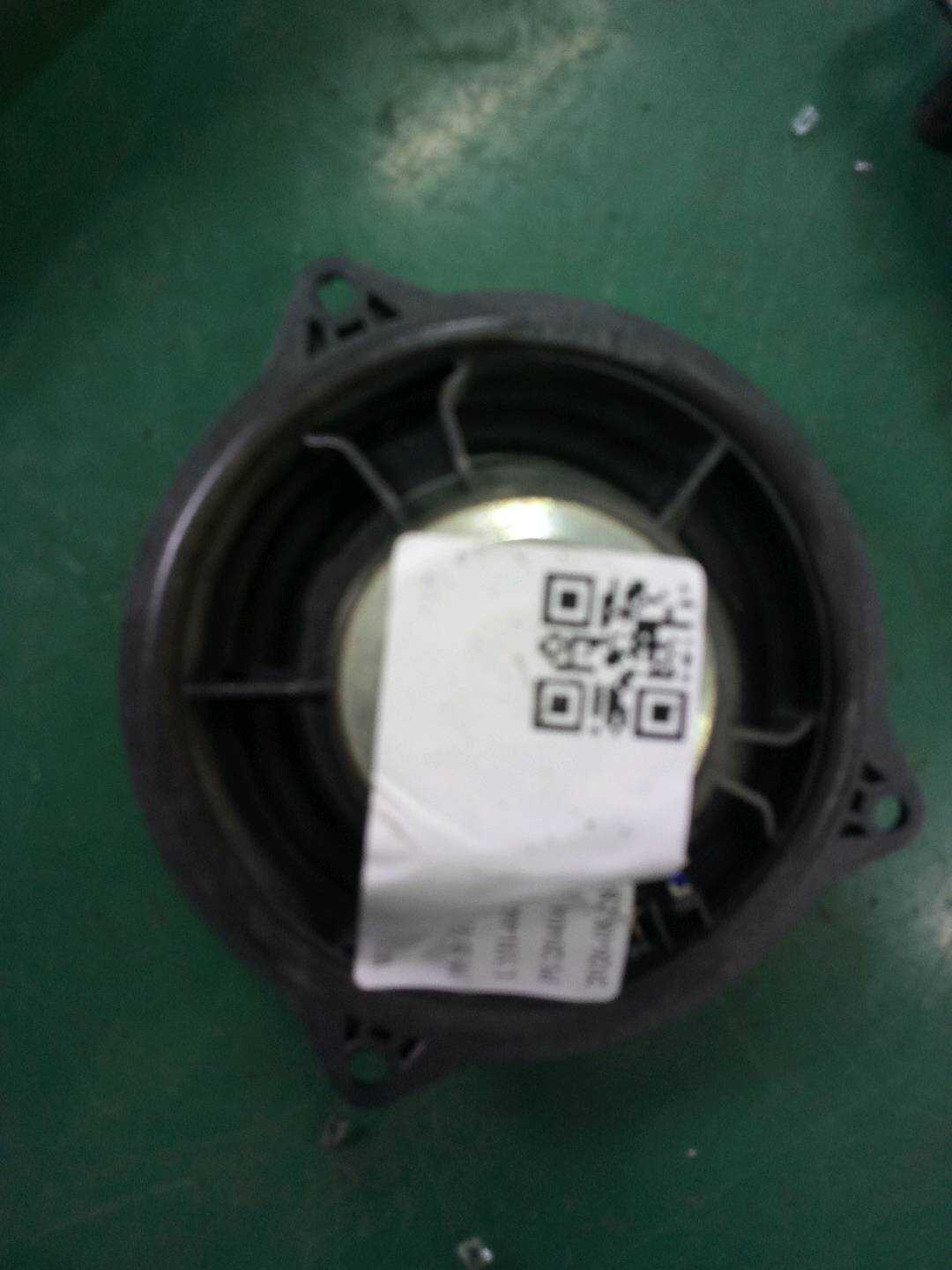 65136809626 前门中音扬声器（右）
