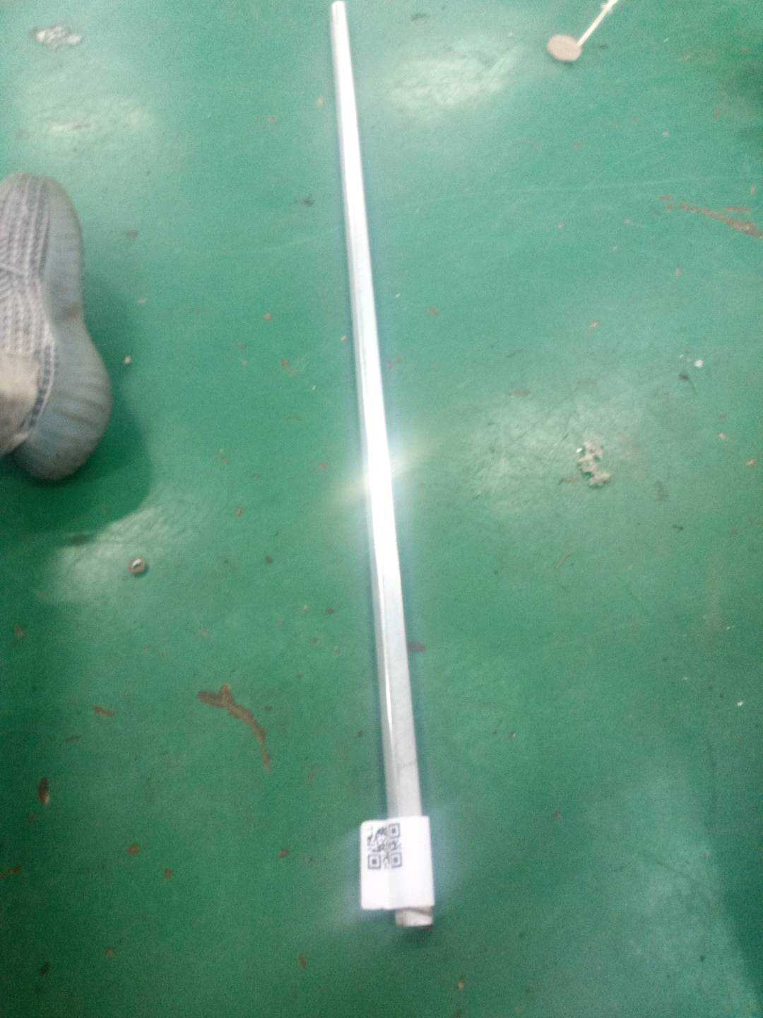51217057435 前门玻璃压条(左外)