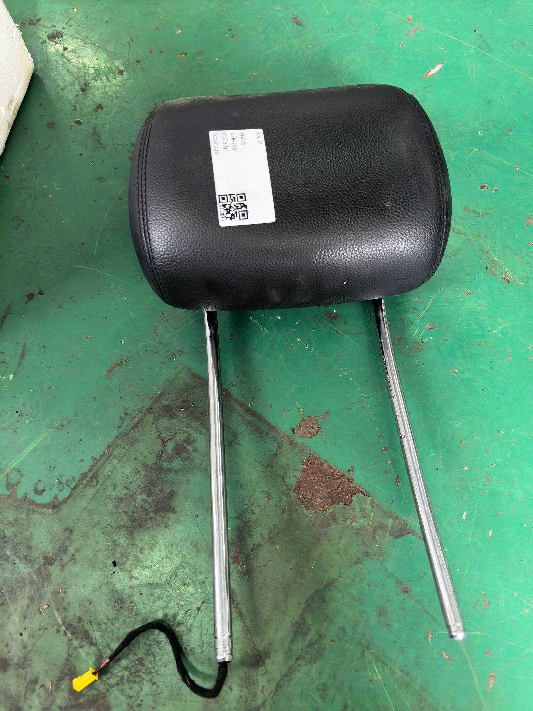 A16497012789D88 副驾驶员座椅头枕