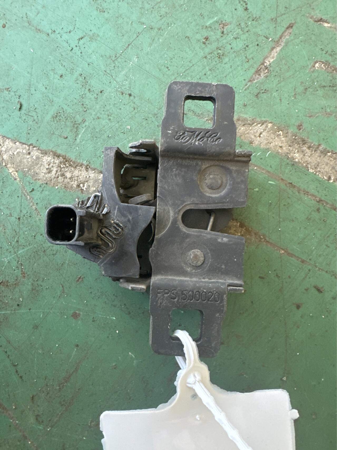 FPS500020 Front Hood Lock, Left