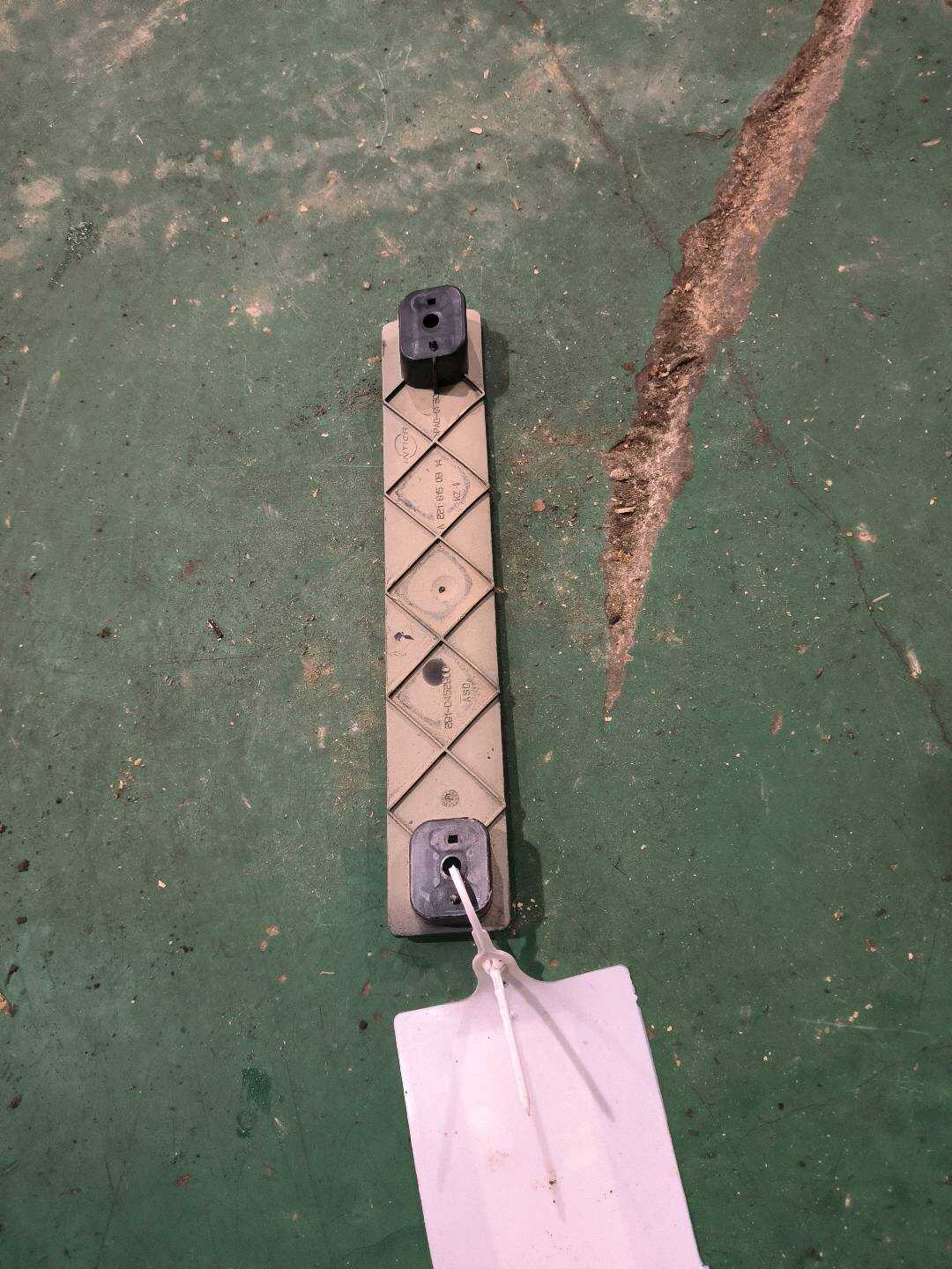 A2218150314 支架