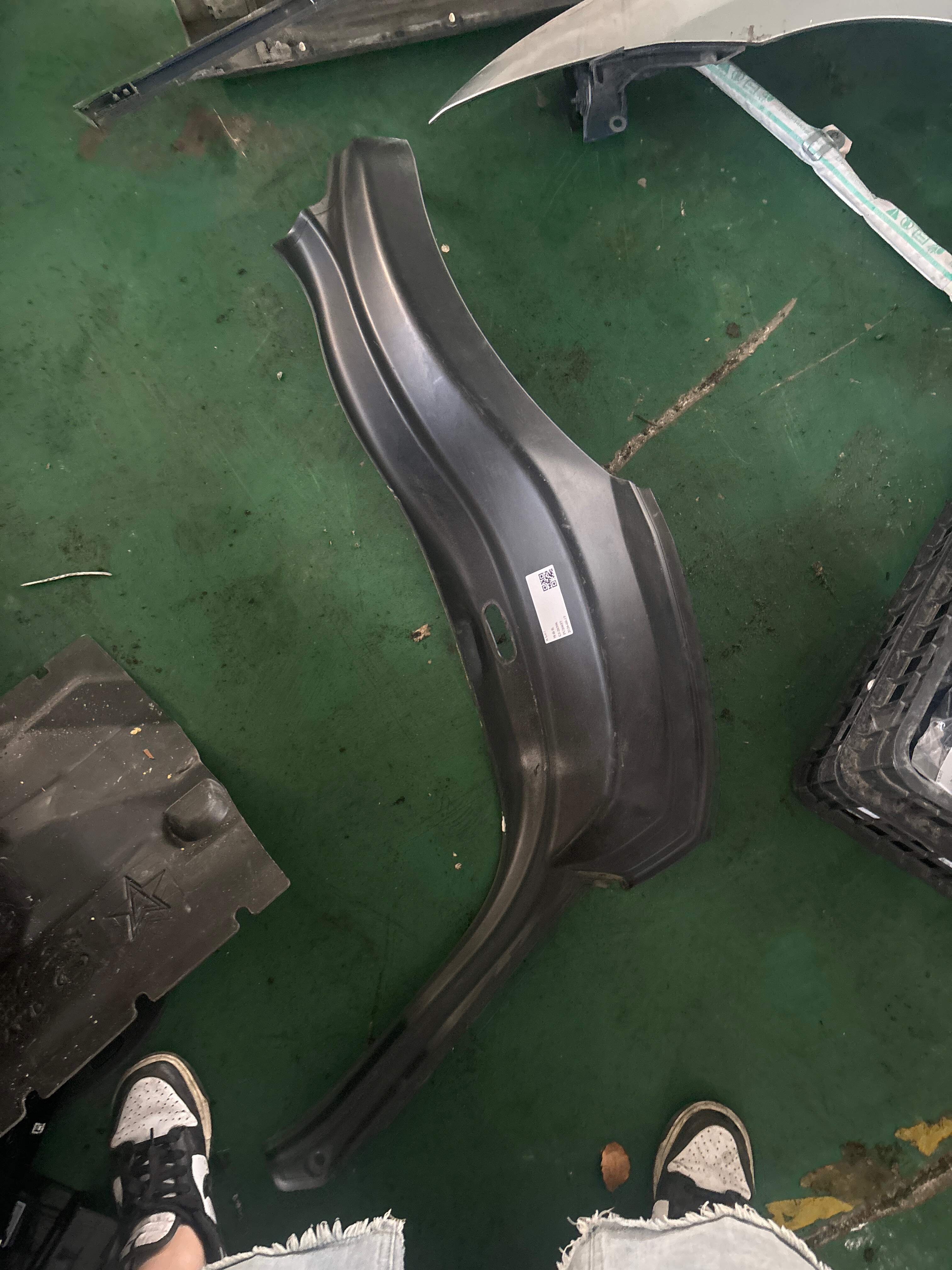 T4A13632 C-Pillar Inner Trim (Lower Right)