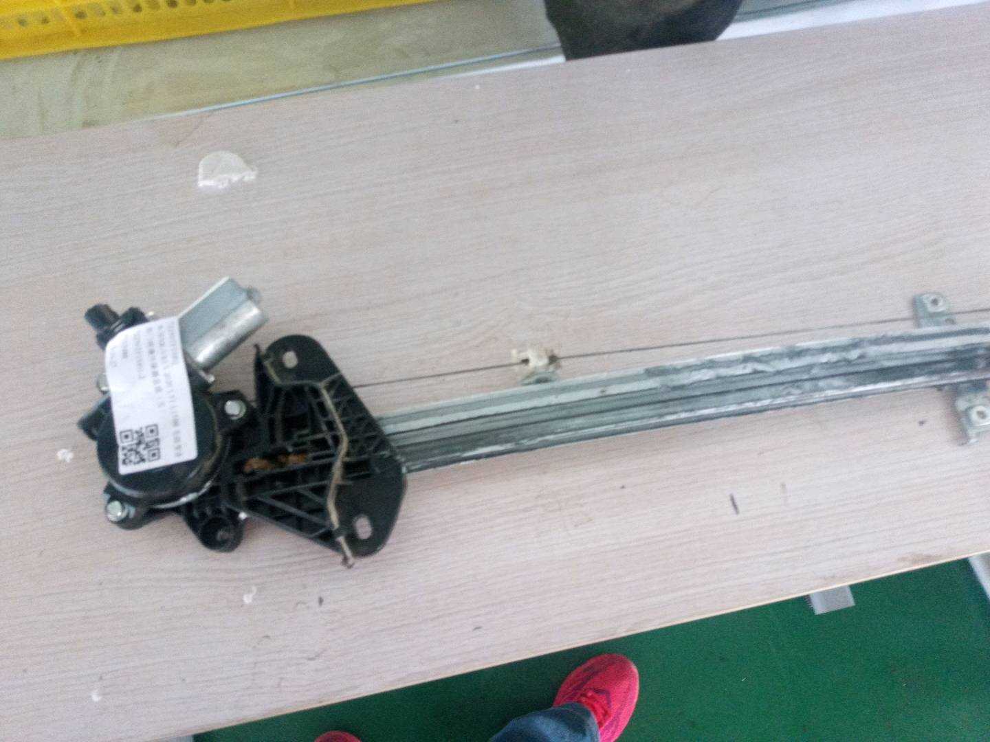 72250TFTH01 前门玻璃升降器总成（左）