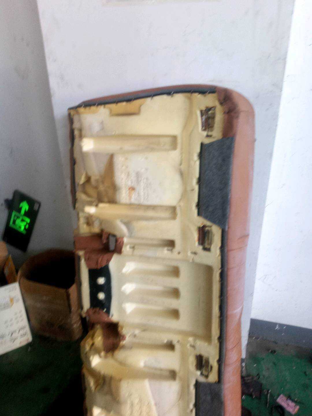 52207327957 后座椅底座总成