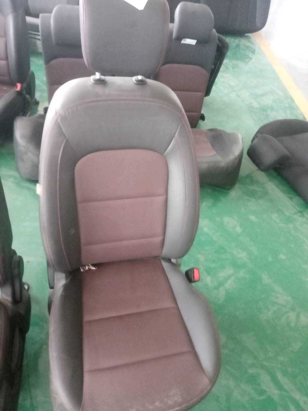 PBA6900100 Passenger Seat Assembly