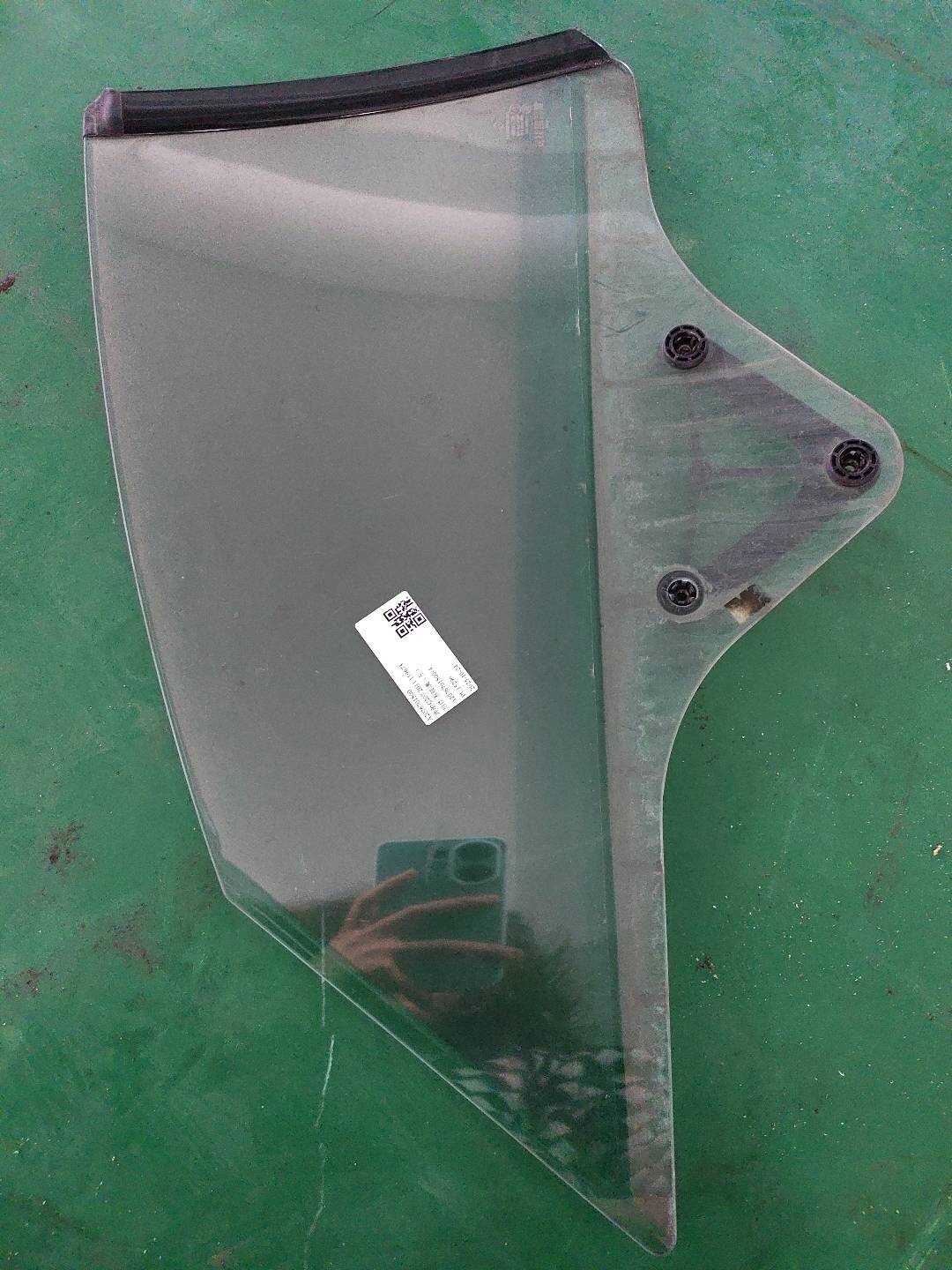 A2076701500 后侧围玻璃(左)
