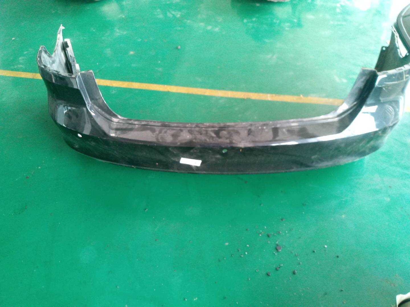 34D807421AGRU 后保险杠皮