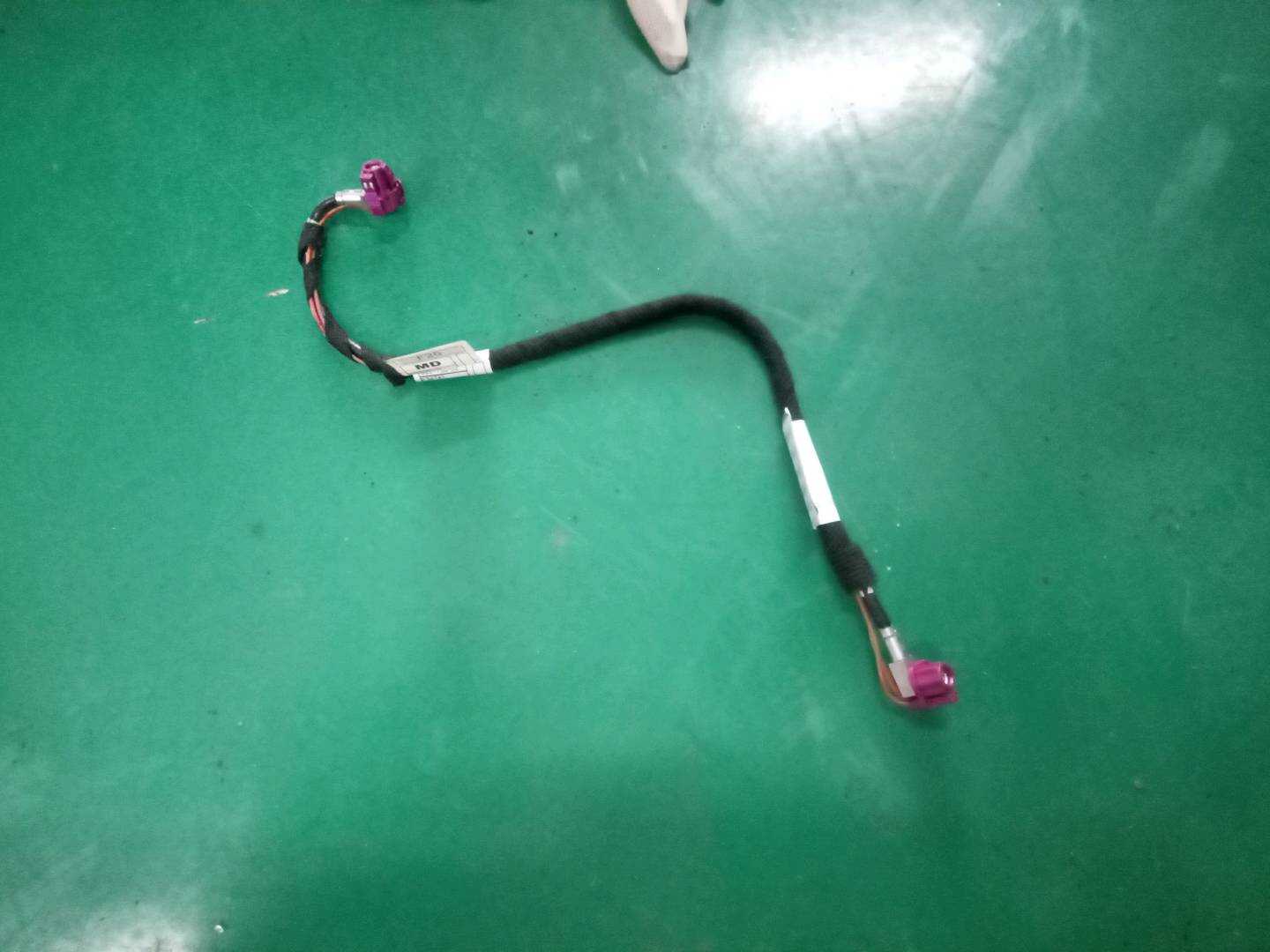 9251702 Connecting Wire