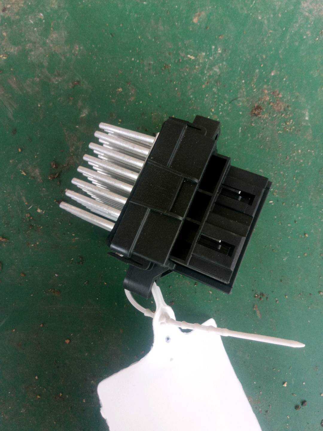 DG9H19E624AA Blower Motor Resistor