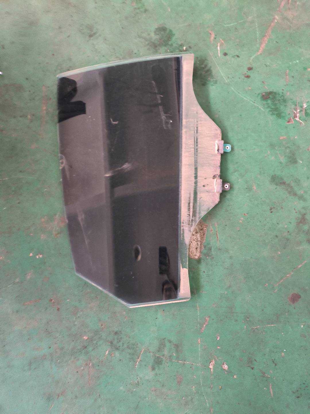 26489497 Rear Door Glass, Right