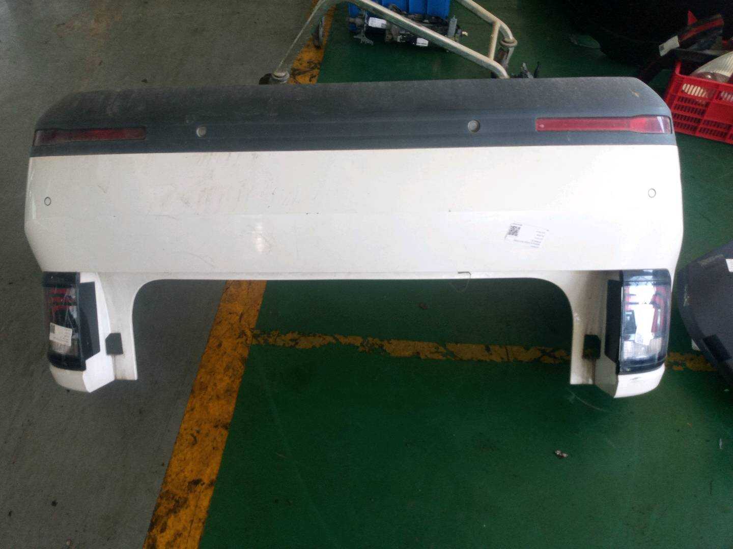 23670513 Rear Bumper Cover