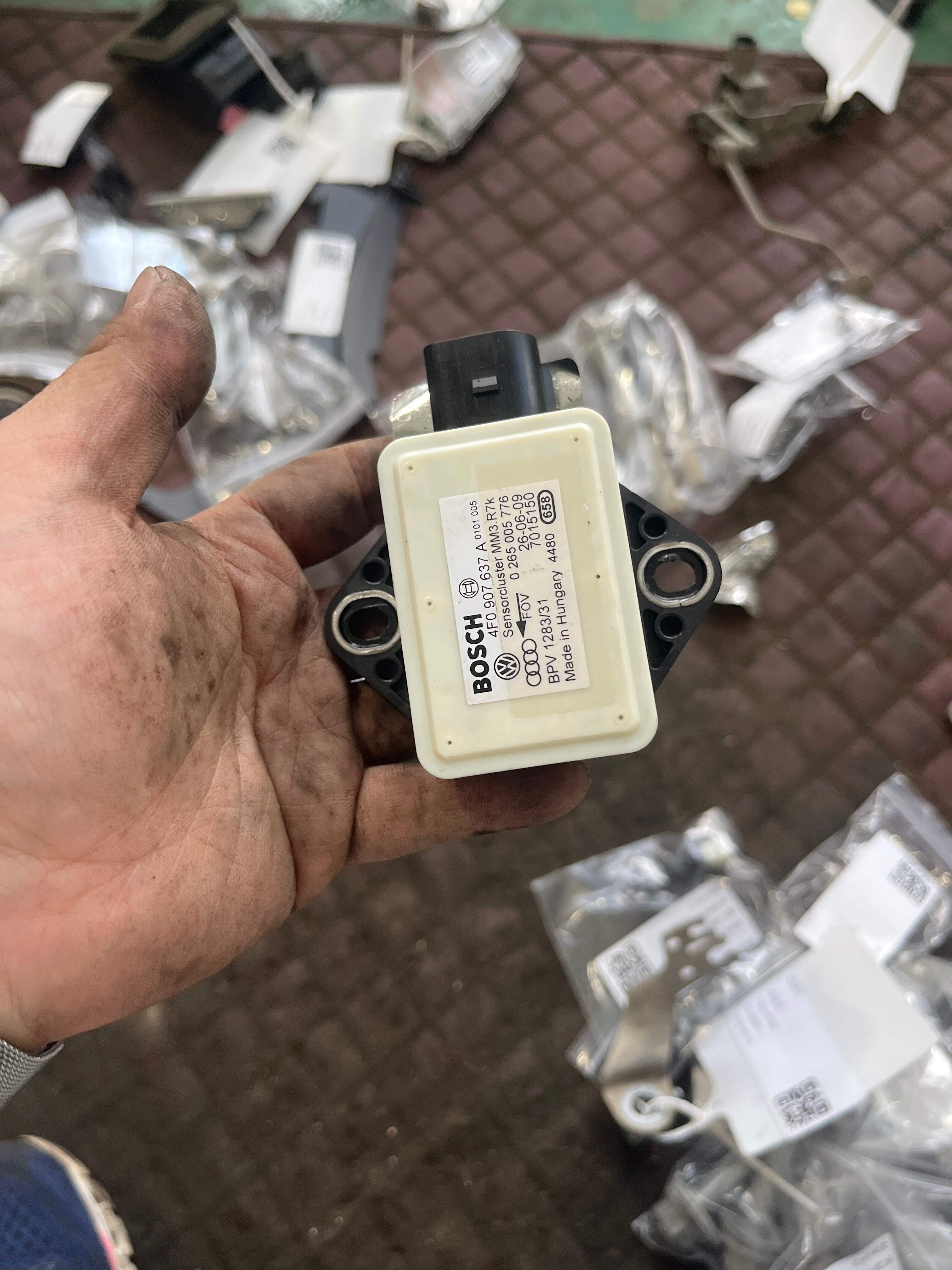 4F0907637A EPS传感器