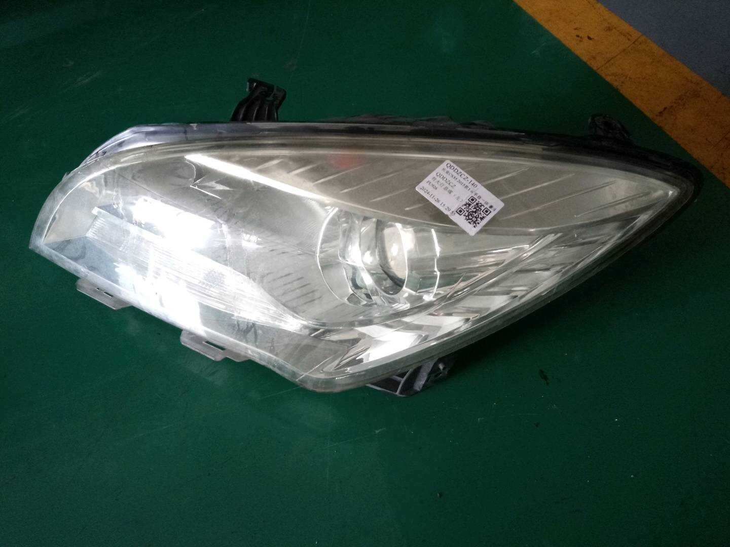 S1010350100 前大灯总成(左)