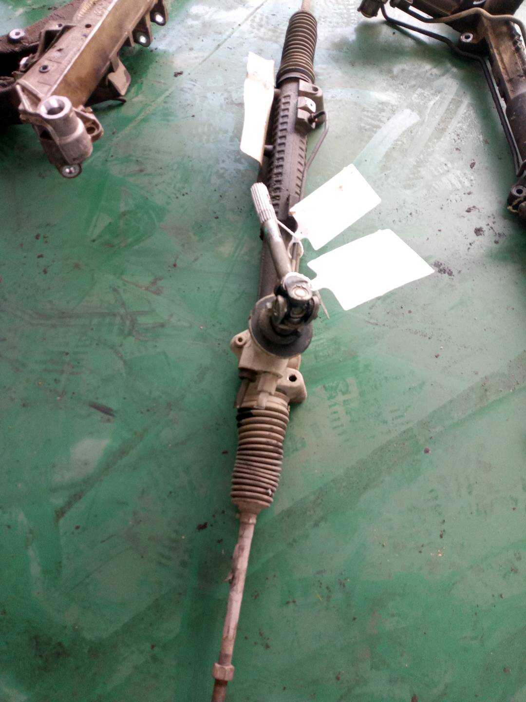 M113401017 转向横拉杆总成
