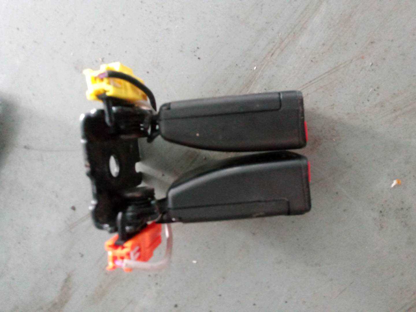 31377484 Rear Seat Belt Buckle, Left