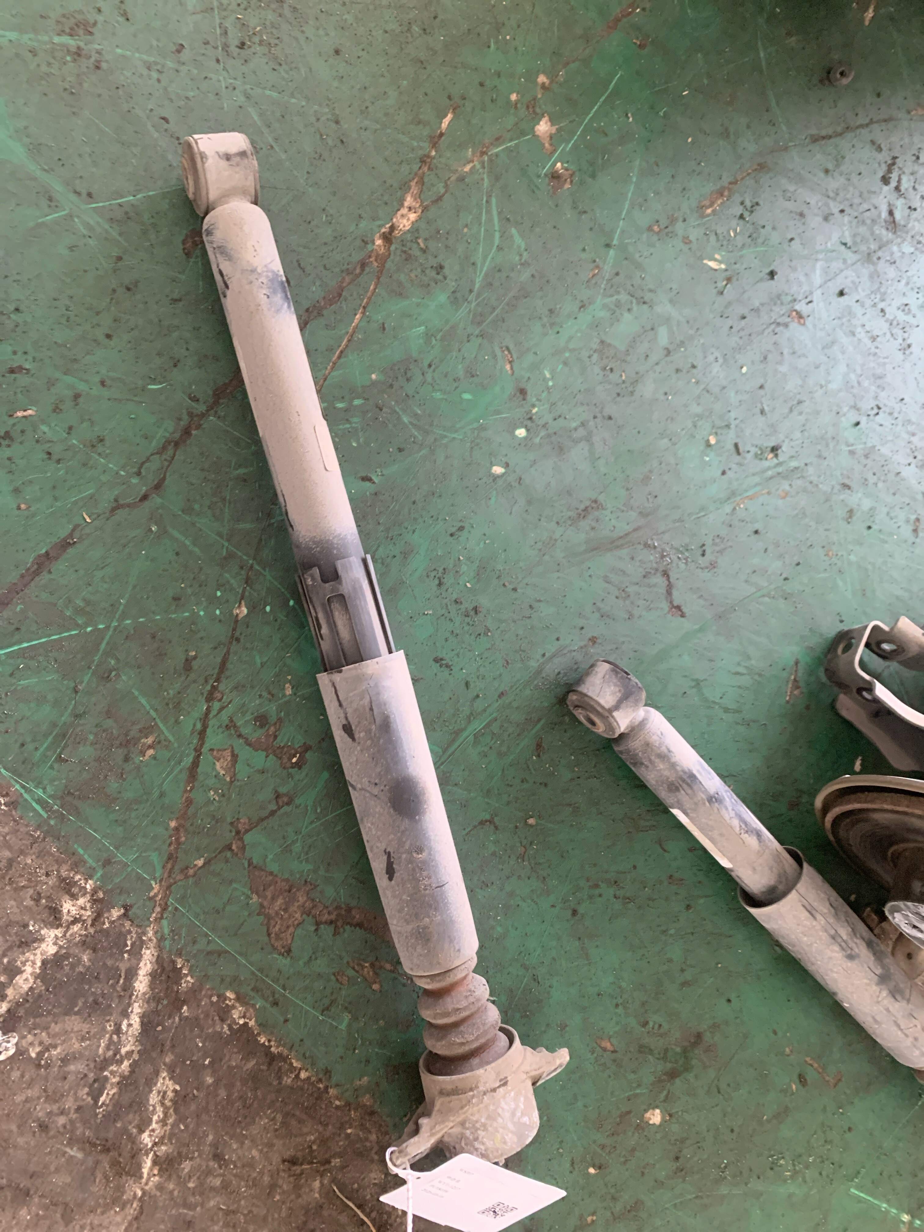 10585054 后减震器总成